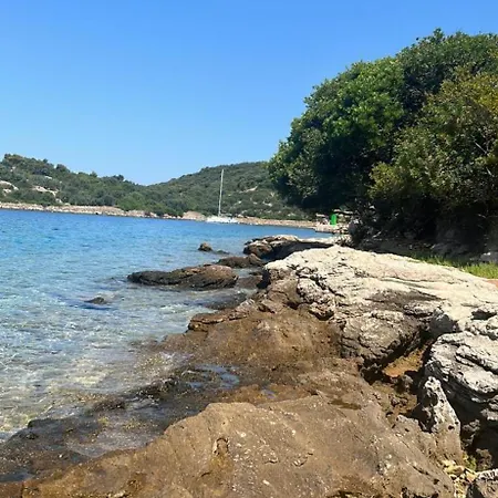 Vila Stone On The Island Of Rava *